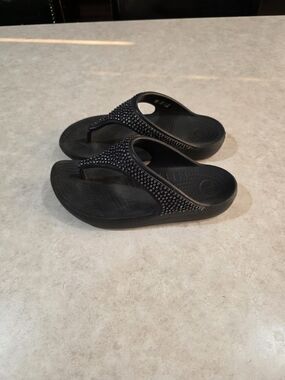 CROCS Black Rhinestone Wedge Thong Sandals